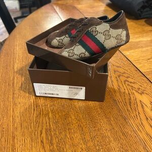 Gucci toddler’s Brown and Beige Sneakers